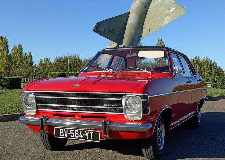 Obraz 1/8 pojazdu Opel Olympia 1100 SR (1968)