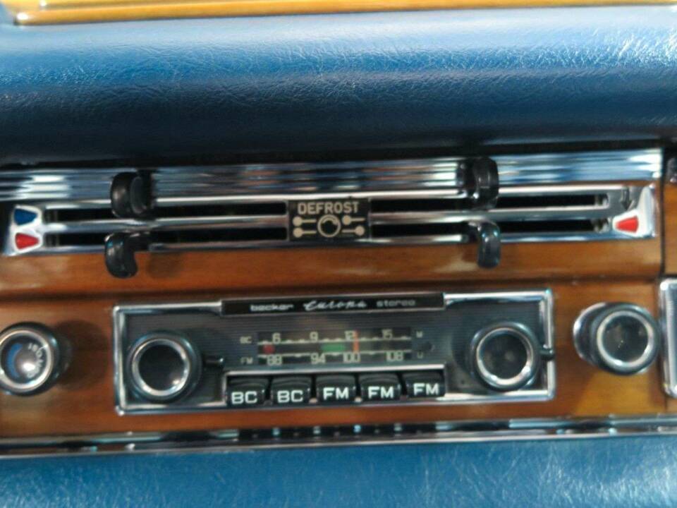 Bild 14/30 von Mercedes-Benz 280 SE 3,5 (1971)