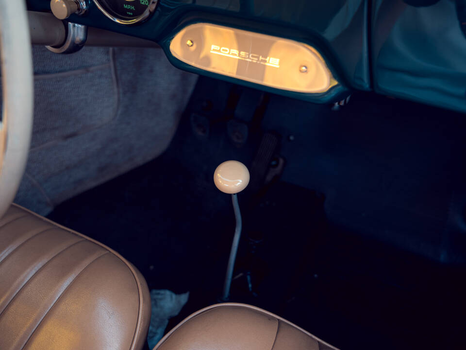 Image 20/80 of Porsche 356 A 1600 (1958)