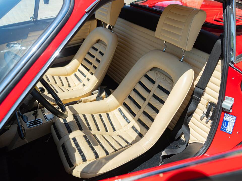 Image 26/50 de Ferrari Dino 246 GT (1971)