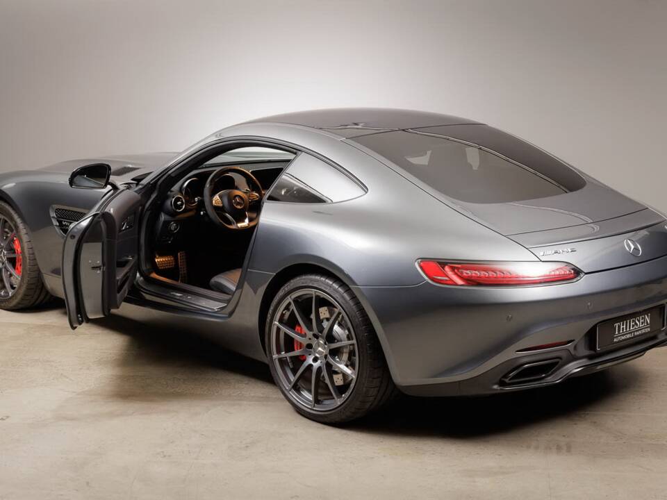 Image 6/29 of Mercedes-AMG GT-S (2015)