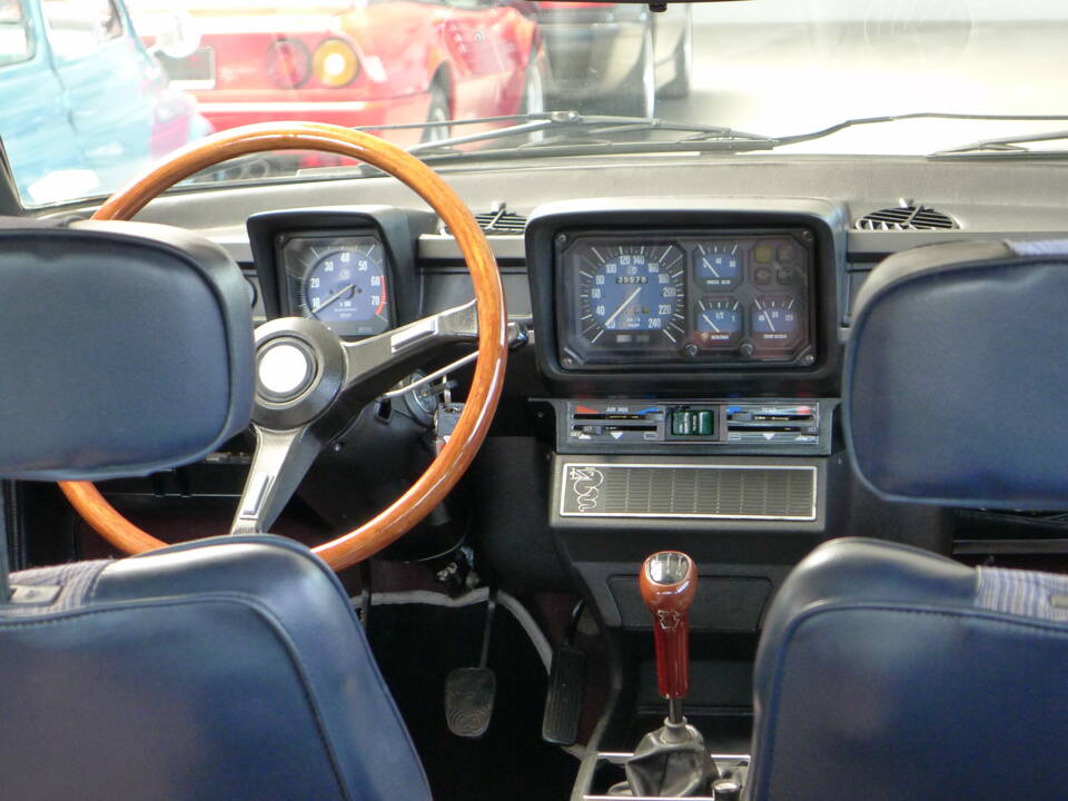 Bild 17/45 von Alfa Romeo Alfetta GT 1.6 (1978)