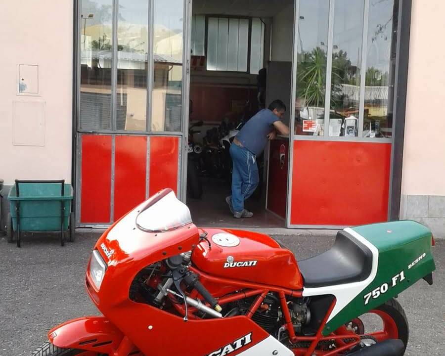 Immagine 50/50 di Ducati 750 F1 (1986)
