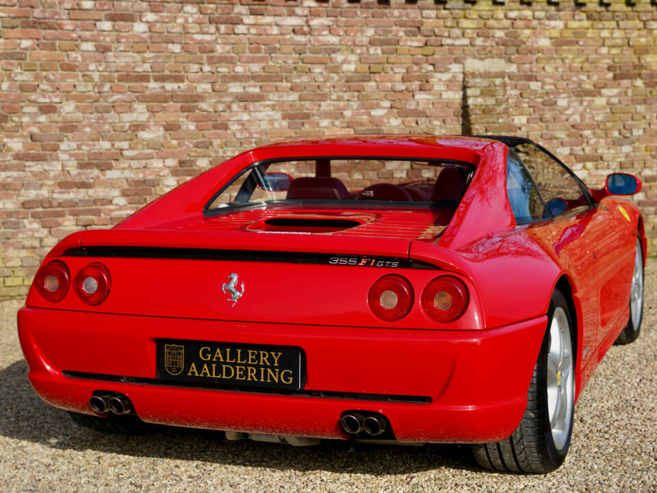 Afbeelding 30/50 van Ferrari F 355 GTS (1997)