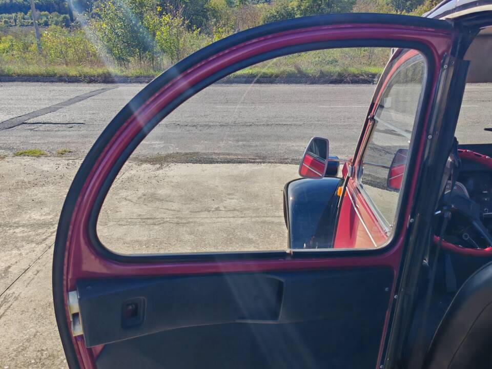 Bild 31/36 von Citroën 2 CV 6 (1978)