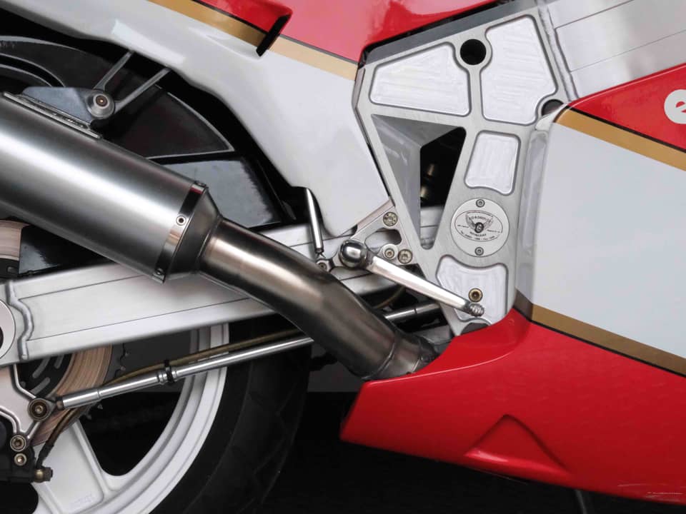 Image 9/95 of Bimota YB6 (1990)