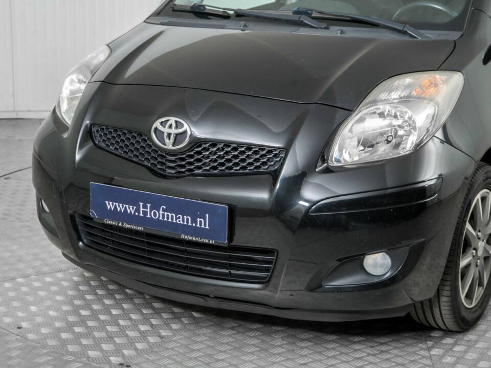 Bild 18/50 von Toyota Yaris 1.33 VVT-i (2011)