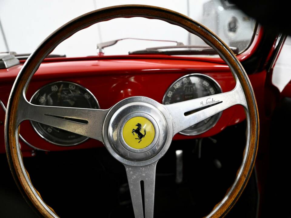 Image 48/50 de Ferrari 212 Inter (1952)
