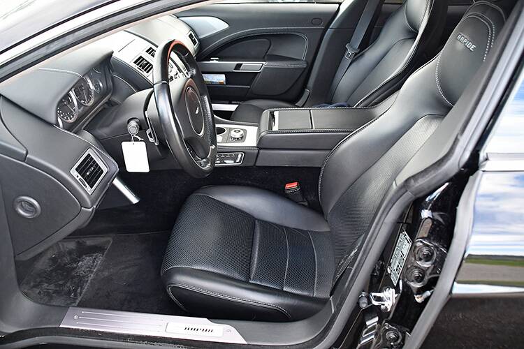 Image 6/50 of Aston Martin Rapide (2011)