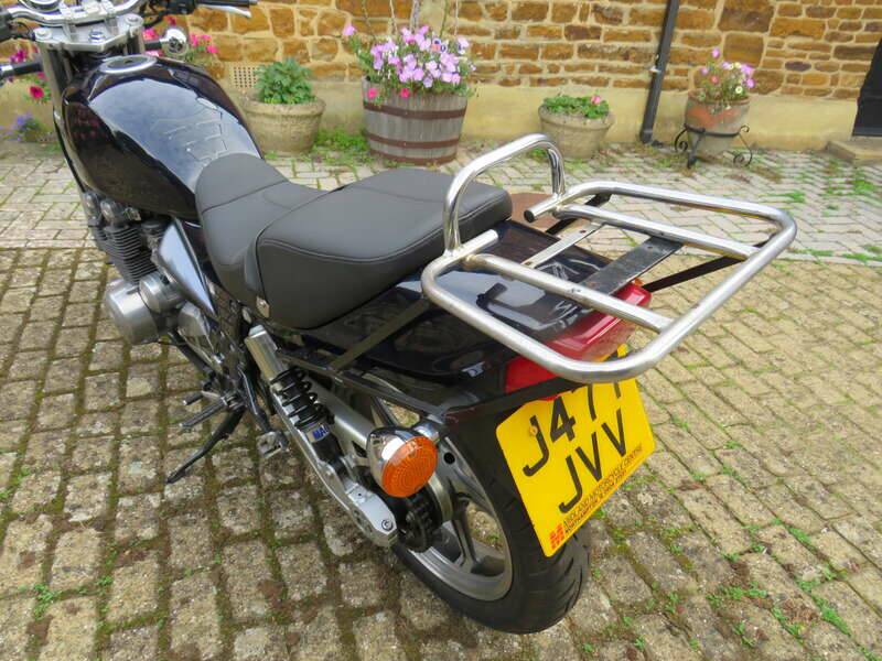 Image 38/39 of Kawasaki ZR 550 Zephyr (1991)