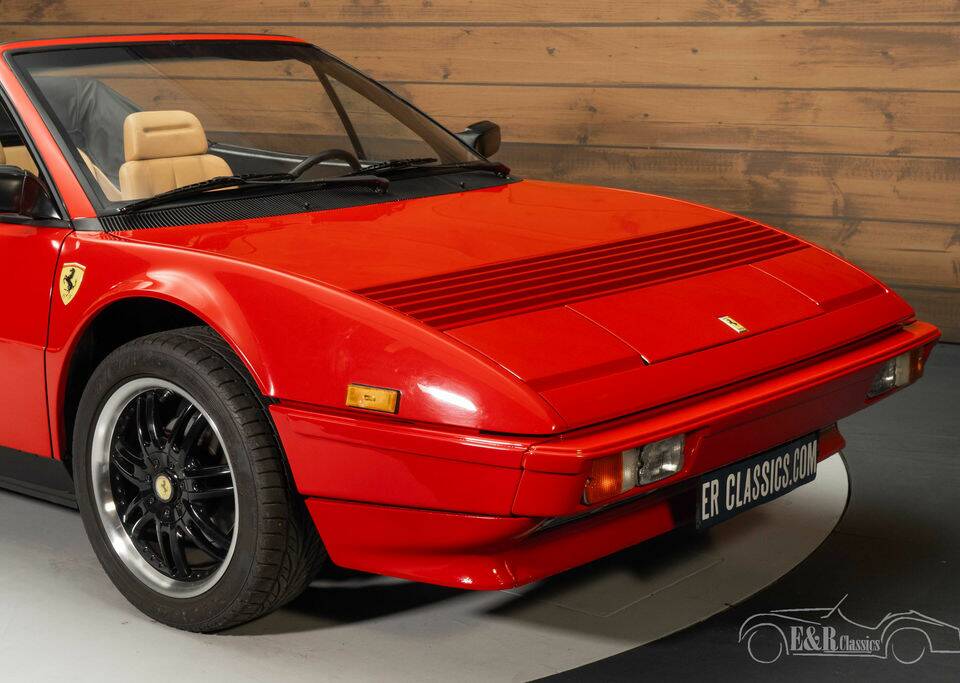 Image 3/8 of Ferrari Mondial 3.2 (1985)