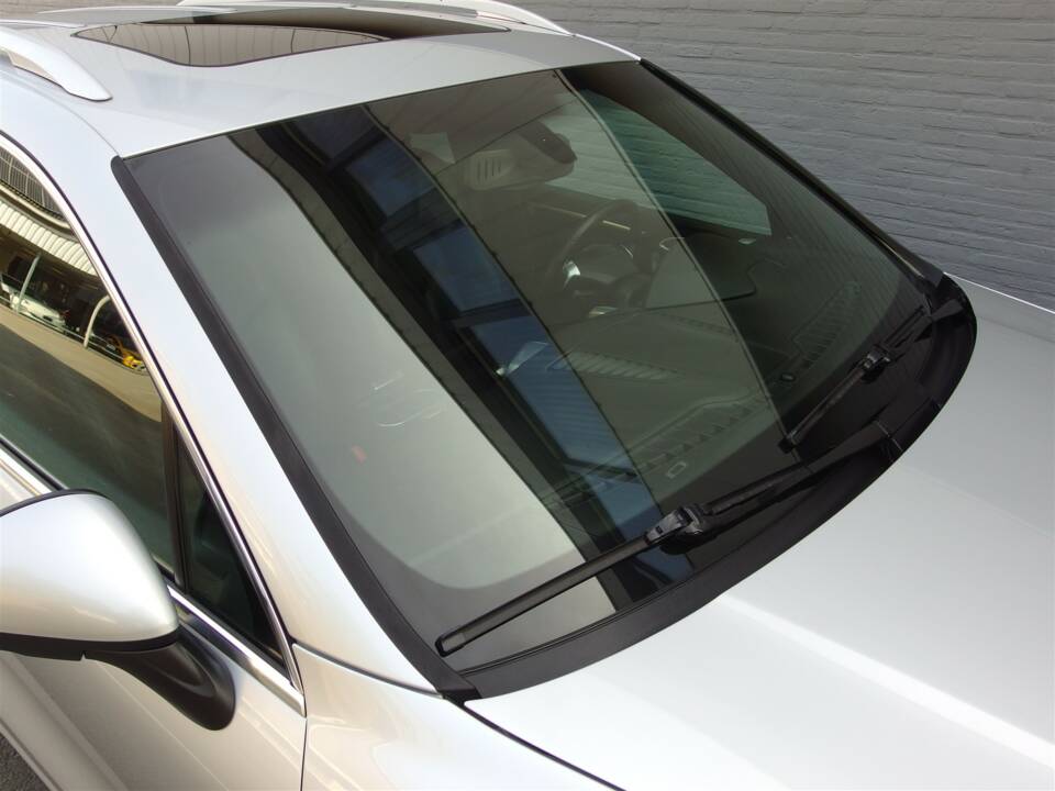 Image 35/98 of Porsche Cayenne S (2010)