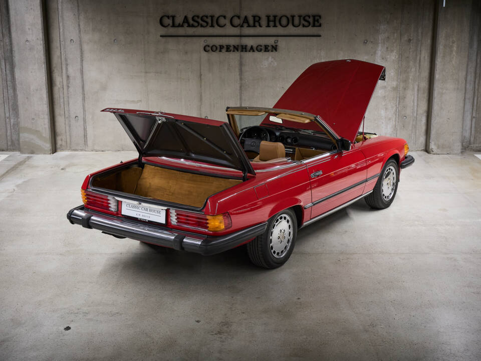 Image 89/89 of Mercedes-Benz 560 SL (1986)
