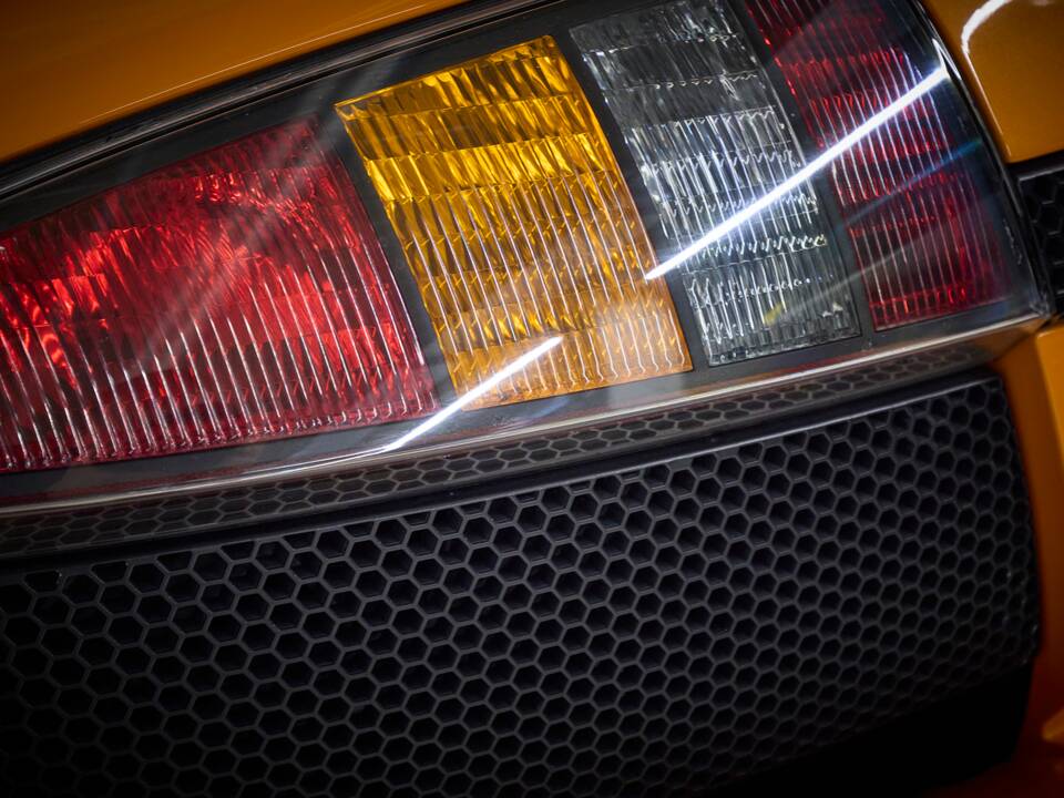 Image 72/99 of Lamborghini Murciélago (2003)