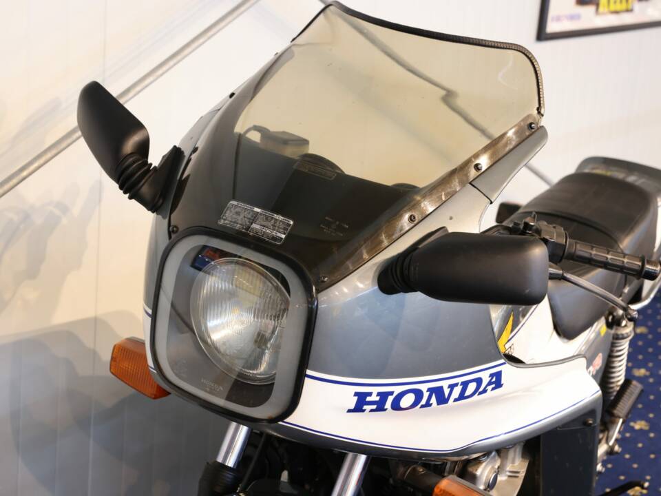 Bild 17/21 von Honda CB 900 F2 (1982)