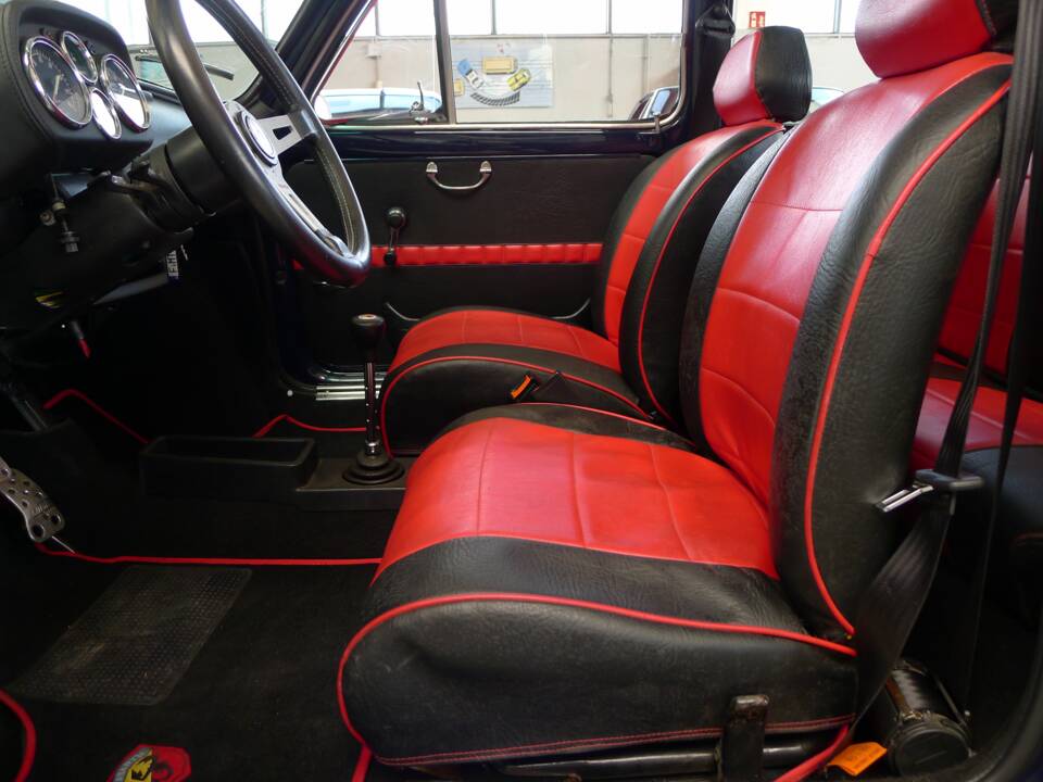 Image 17/26 de FIAT 500 F (1972)