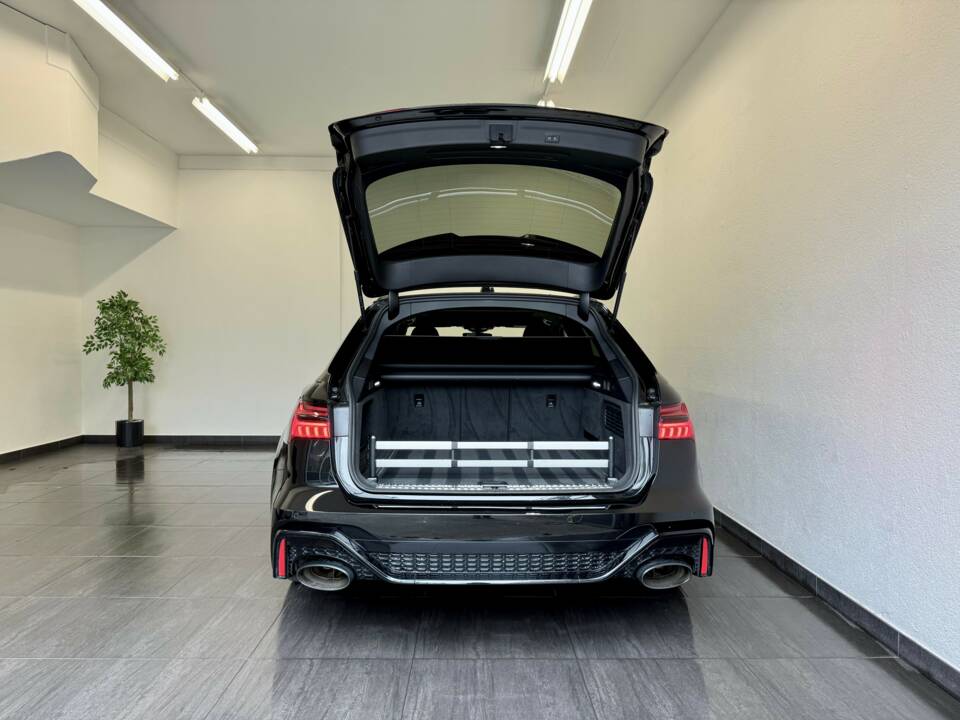 Image 12/28 de Audi RS6 Avant (2019)