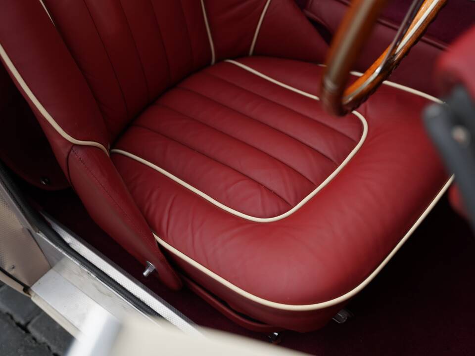 Image 19/50 of Austin-Healey 100&#x2F;6 (BN6) (1958)