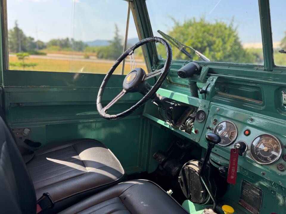 Bild 21/24 von Land Rover 88 (1962)