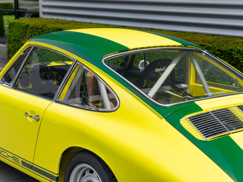 Image 16/34 of Porsche 911 2.0 L (1967)