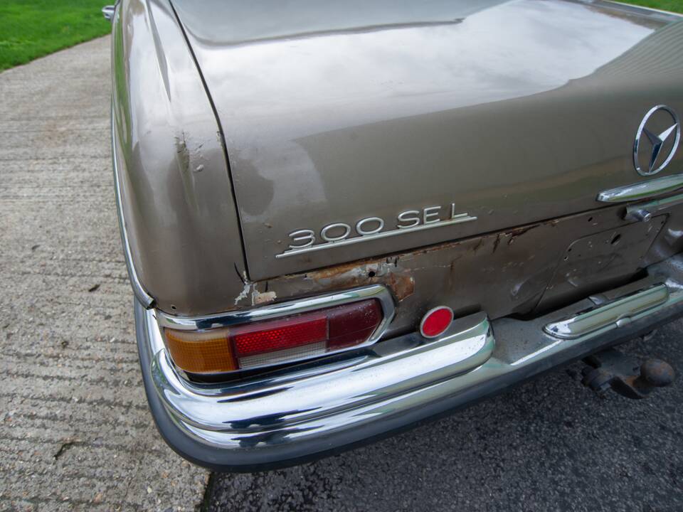 Bild 34/36 von Mercedes-Benz 300 SEL 6.3 (1969)