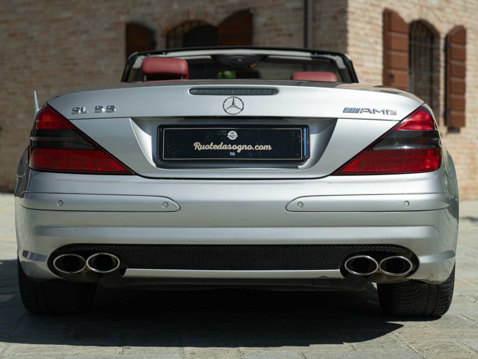 Image 11/50 of Mercedes-Benz SL 55 AMG (2002)