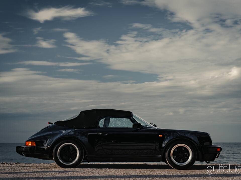 Image 28/85 of Porsche 911 Speedster 3.2 (1989)