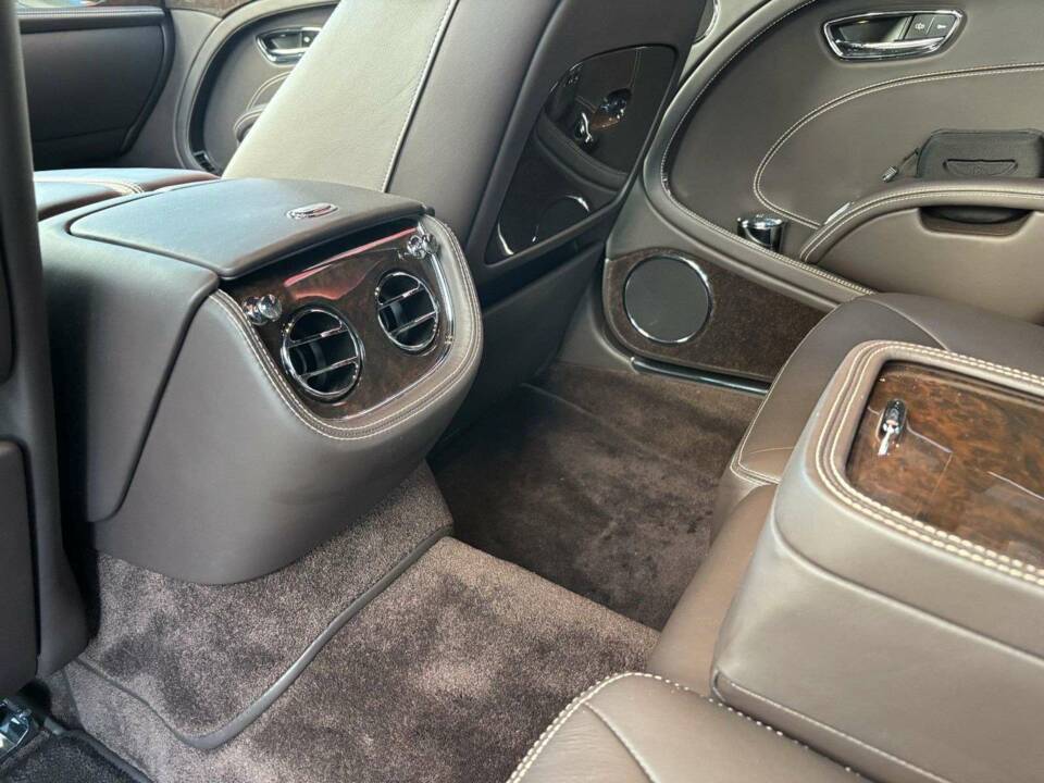 Bild 21/26 von Bentley Mulsanne (2013)