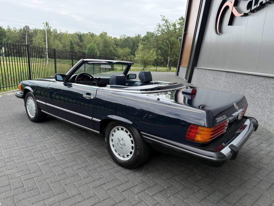 Image 8/50 of Mercedes-Benz 560 SL (1986)