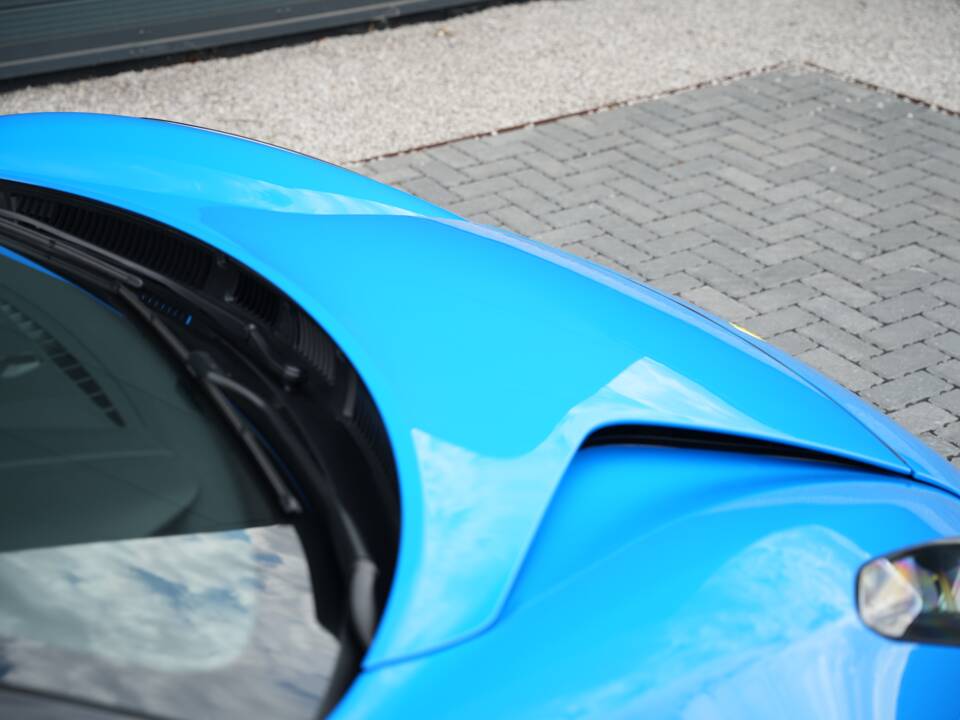 Image 39/50 of Lotus Emira "First Edition" (2022)