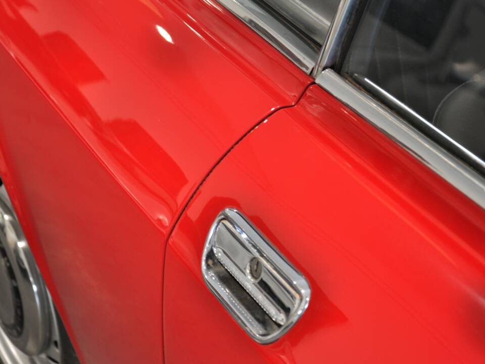 Imagen 16/43 de Alfa Romeo Giulia GT 1300 Junior (1971)