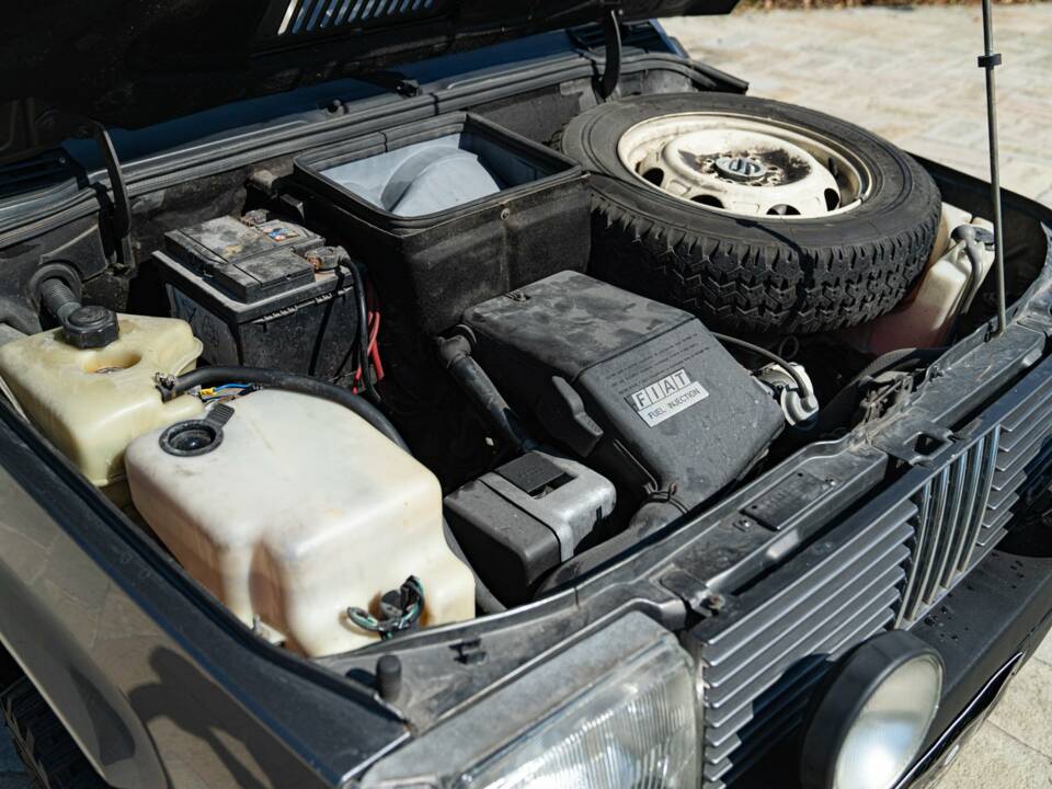 Bild 46/50 von FIAT Panda 4x4 1,0 (1987)