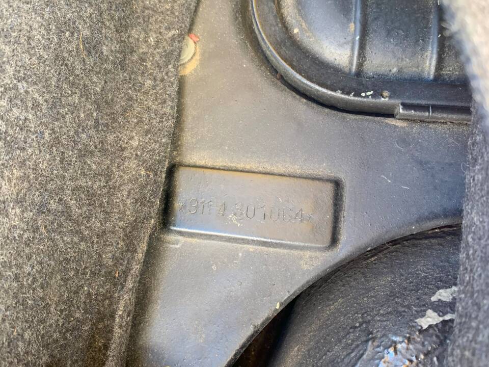 Image 65/77 de Porsche 911 2.7 S (1974)