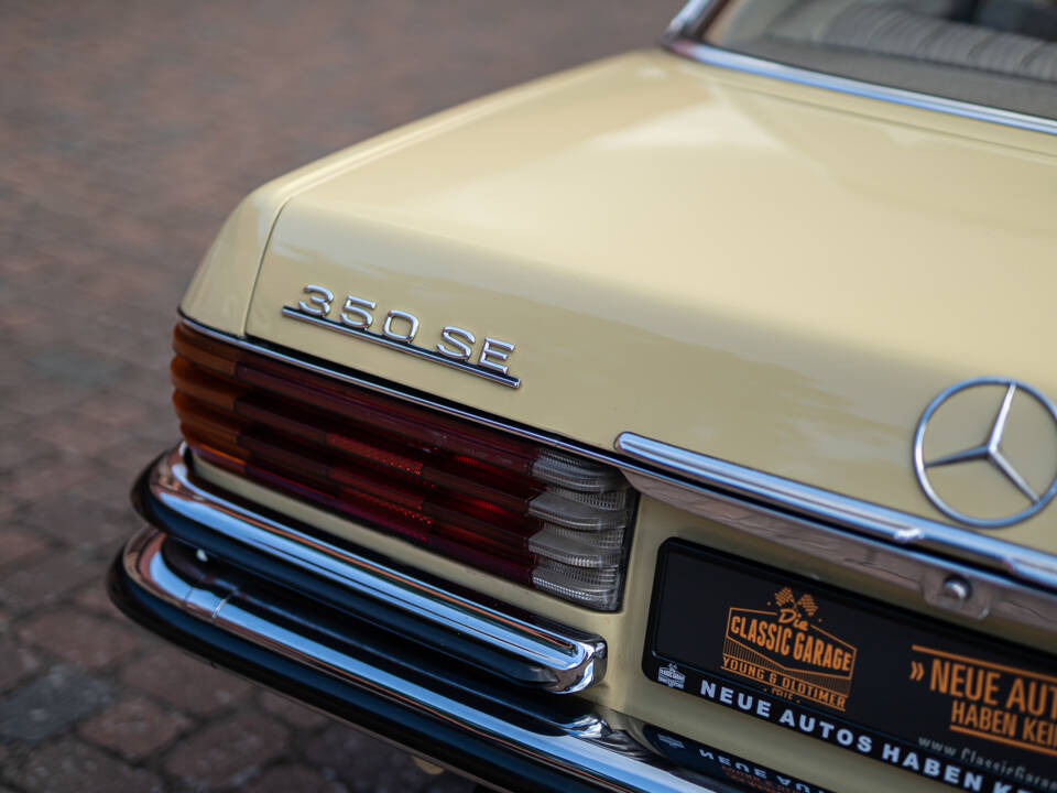Image 13/40 of Mercedes-Benz 350 SE (1975)
