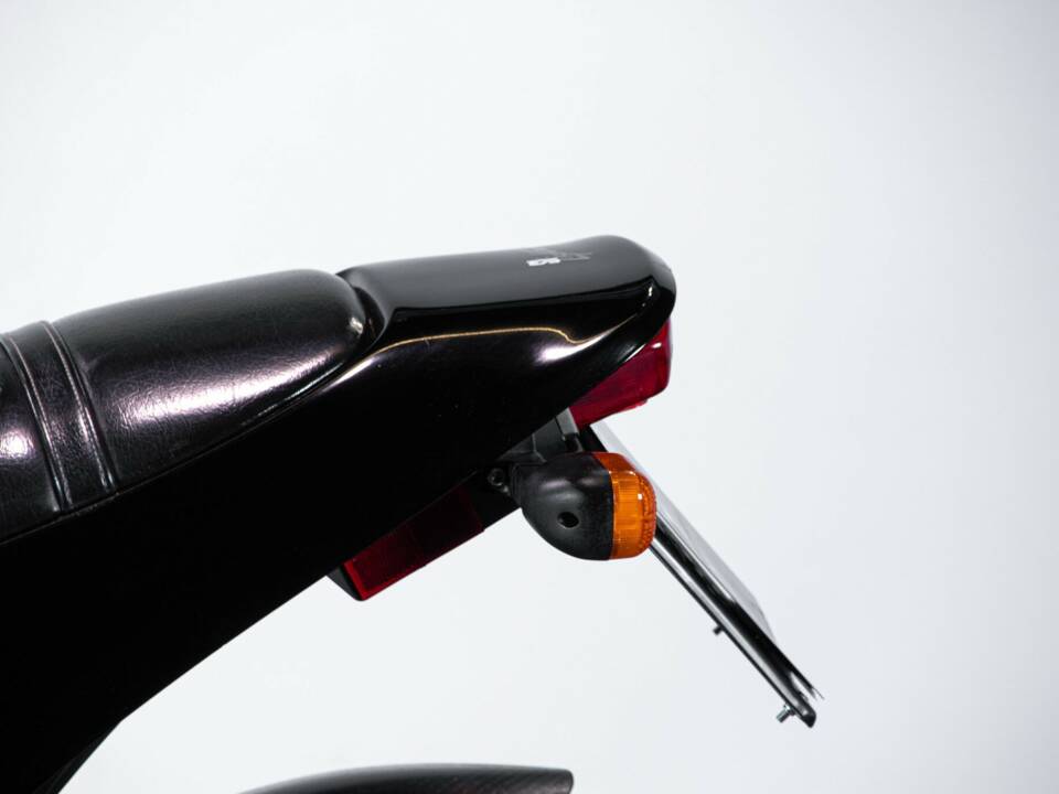 Image 9/50 de Buell DUMMY (1996)