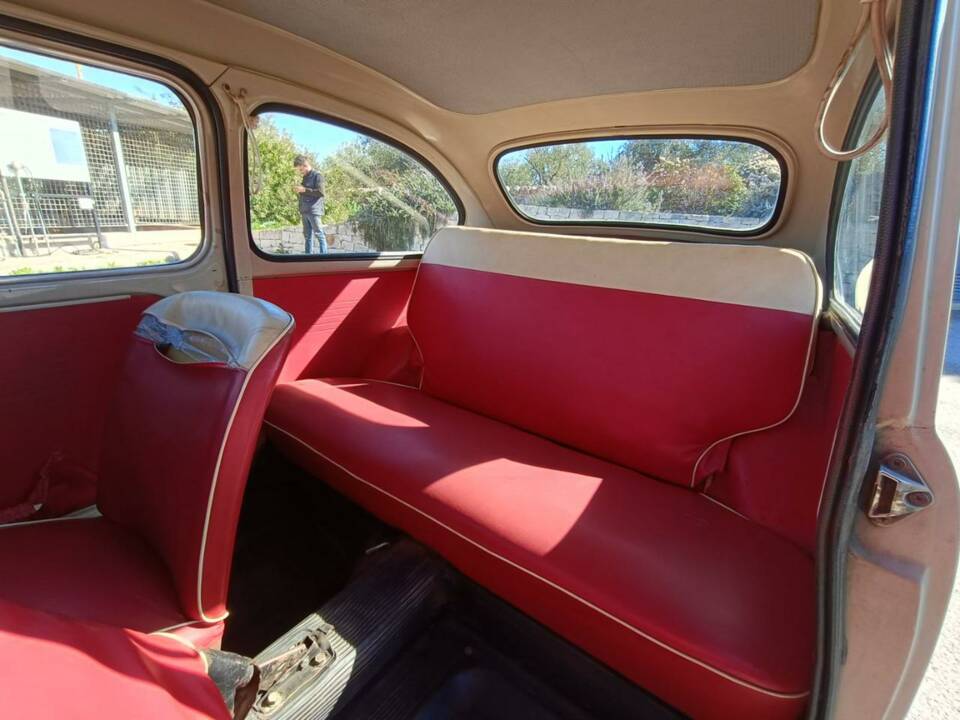 Immagine 33/44 di FIAT 600 D (1967)