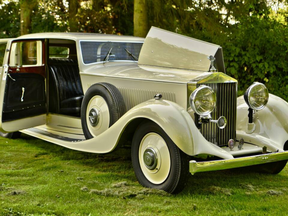 Image 17/50 of Rolls-Royce Phantom II (1934)