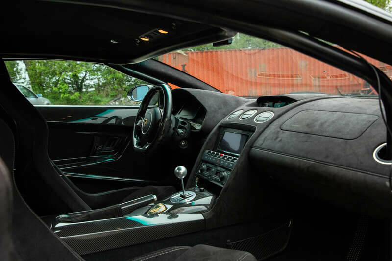 Image 2/50 of Lamborghini Gallardo Superleggera (2007)