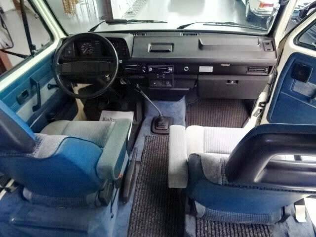 Image 15/32 of Volkswagen T3 Caravelle 2.1 Syncro (1991)