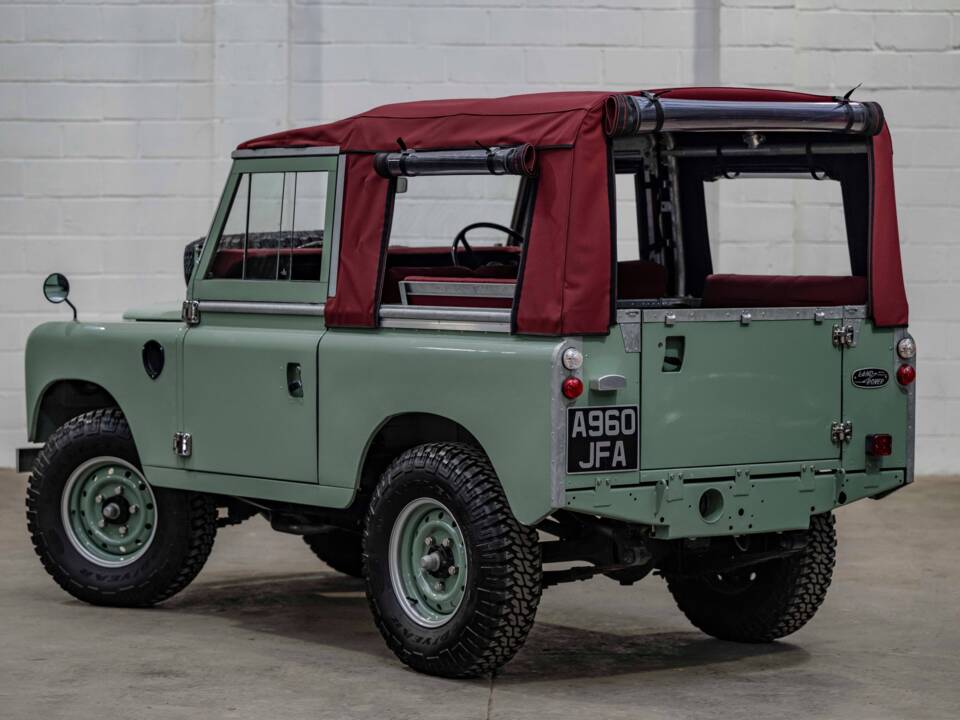 Image 3/9 of Land Rover 88 (1984)