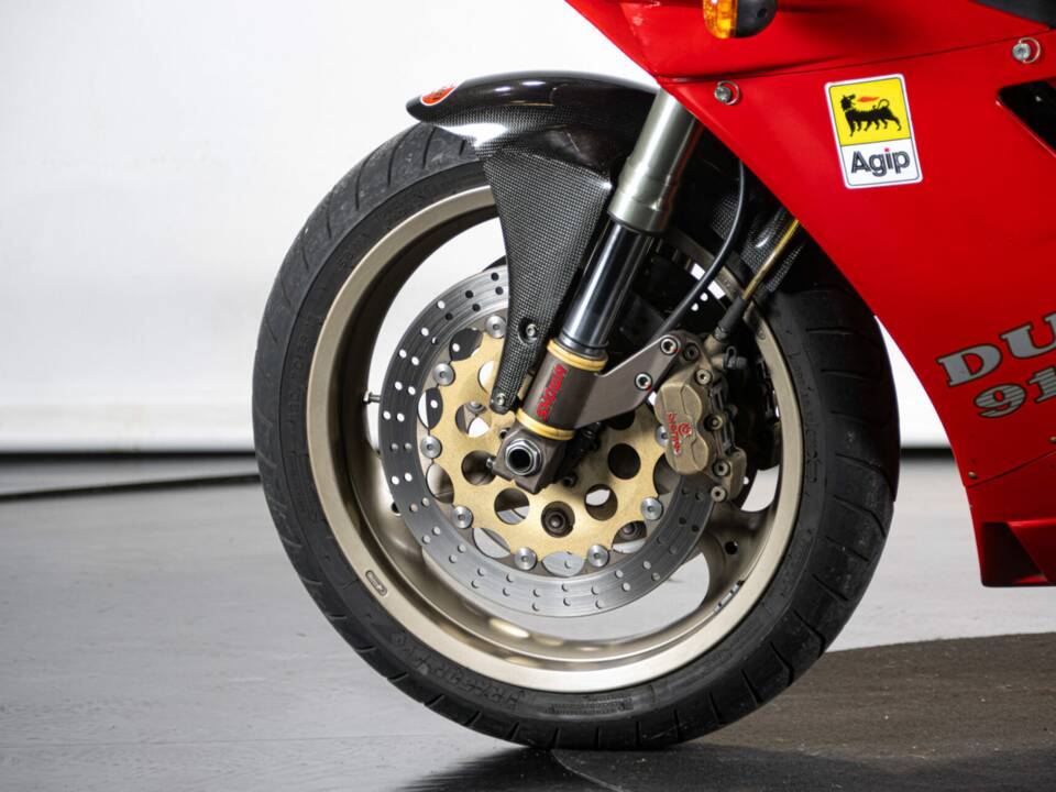 Bild 19/50 von Ducati 916 (1994)