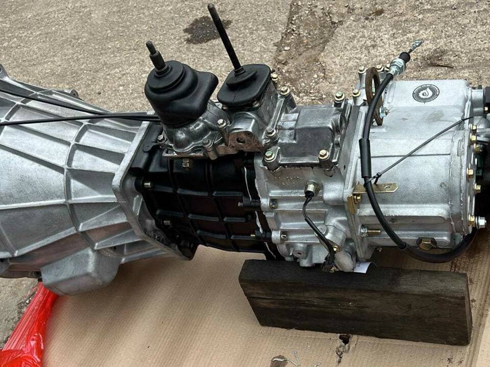 Bild 23/27 von Land Rover Defender 90 Td5 (1999)