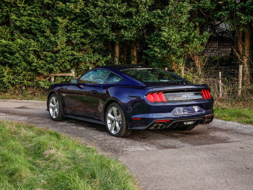 Image 16/38 of Ford Mustang 5.0 (2015)
