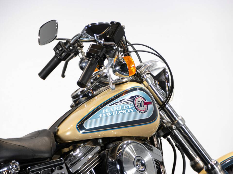 Immagine 16/50 di Harley-Davidson FXDB Dyna Glide Daytona (1992)