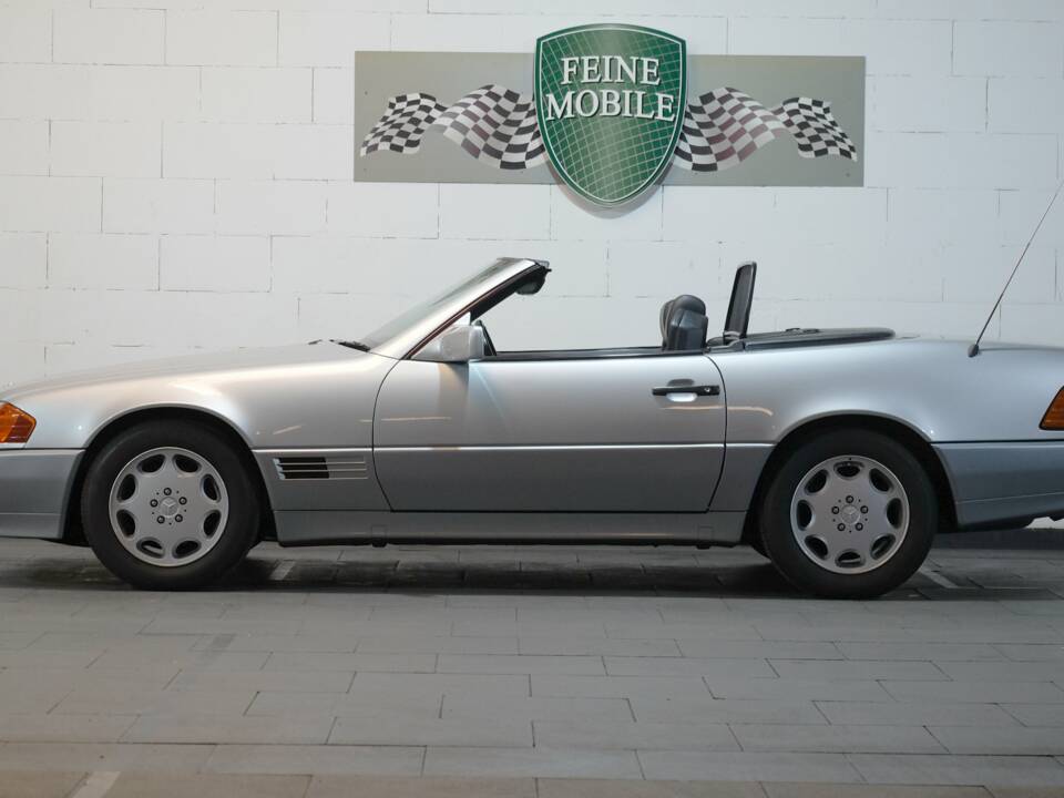 Image 2/51 of Mercedes-Benz 500 SL (1992)