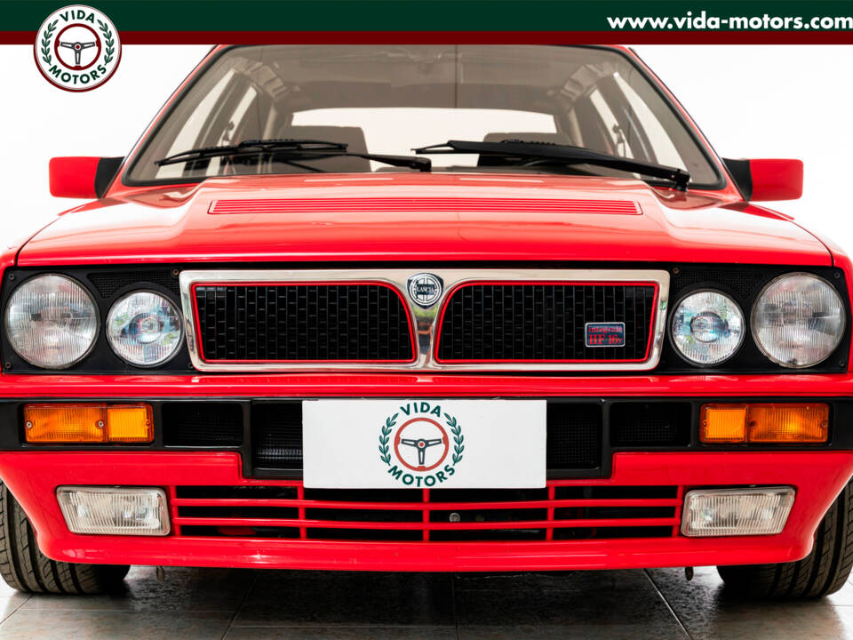 Image 6/20 of Lancia Delta HF Integrale 16V (1991)