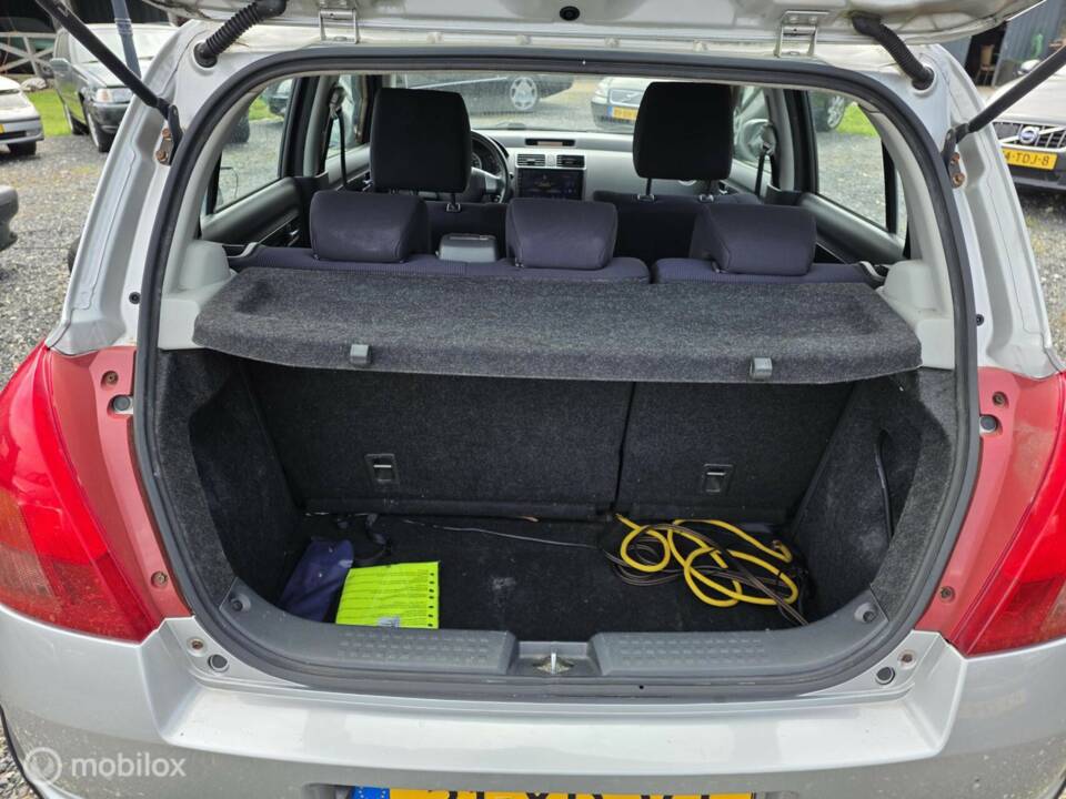 Immagine 28/40 di Suzuki Swift 1.3 (2007)