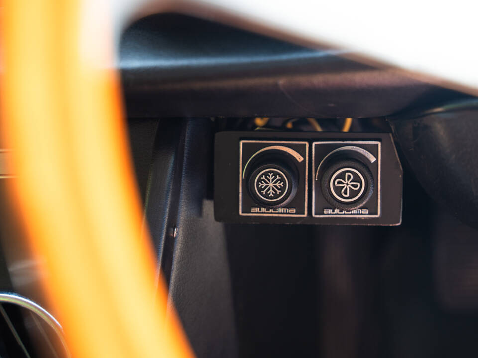 Image 27/50 of Ferrari 365 GTC (1969)