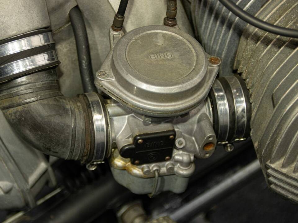 Image 37/50 of BMW R 45 (1980)
