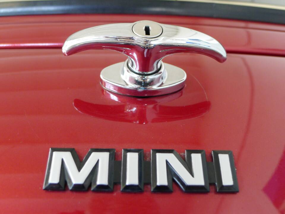 Imagen 26/37 de Mini 1000 (1986)